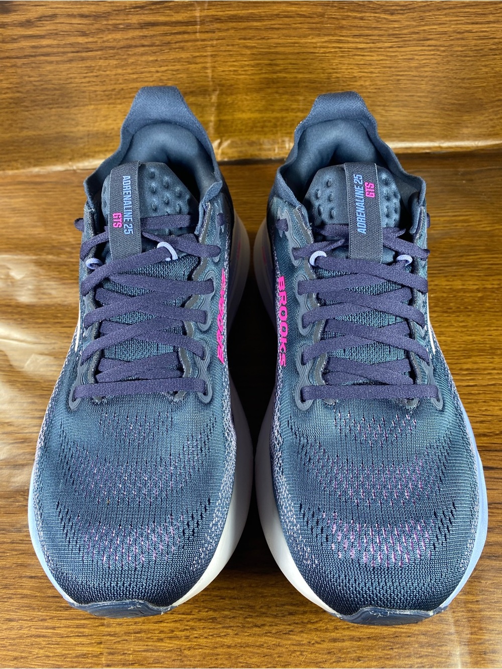 Brooks Adrenaline GTS 25 women’s shoe size 9 - Picture 6 of 11